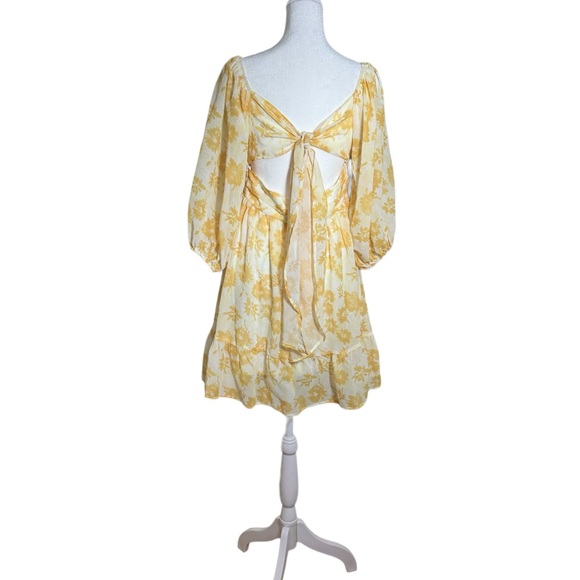 C+D+M Yellow and White Off the Shoulder Tie Back Mini Dress Size L. NWT. - Picture 7 of 10